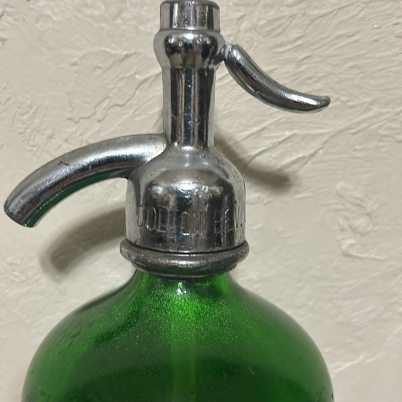 Vintage Green Schrager’s CO2 Dispenser